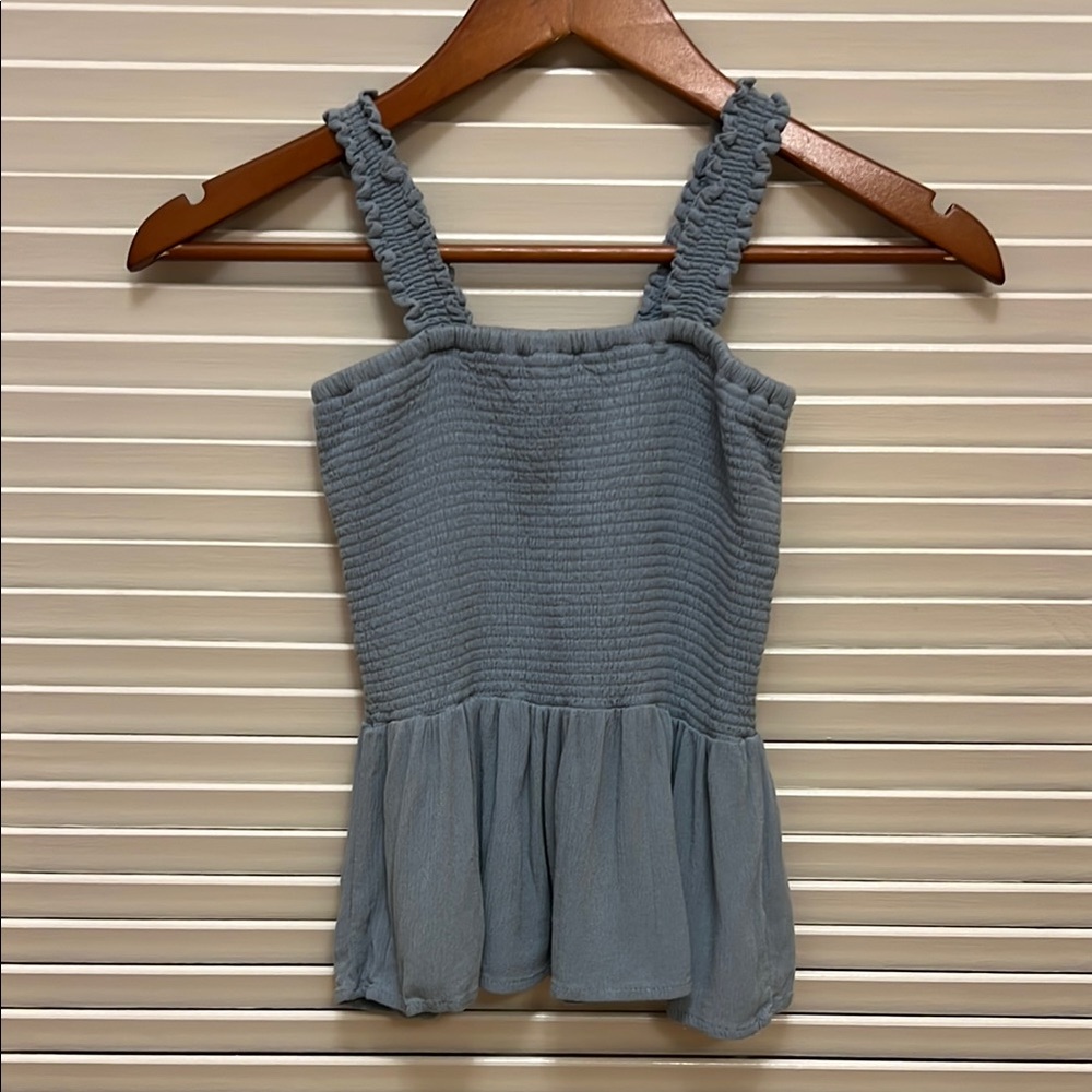 Chelsea & Violet Girls Smocked Top in Blue, Size Large, GUC